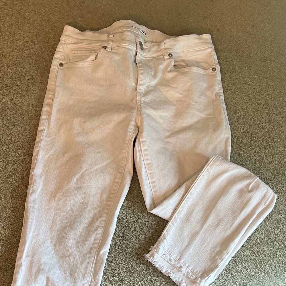 Classic white Loft Jeans